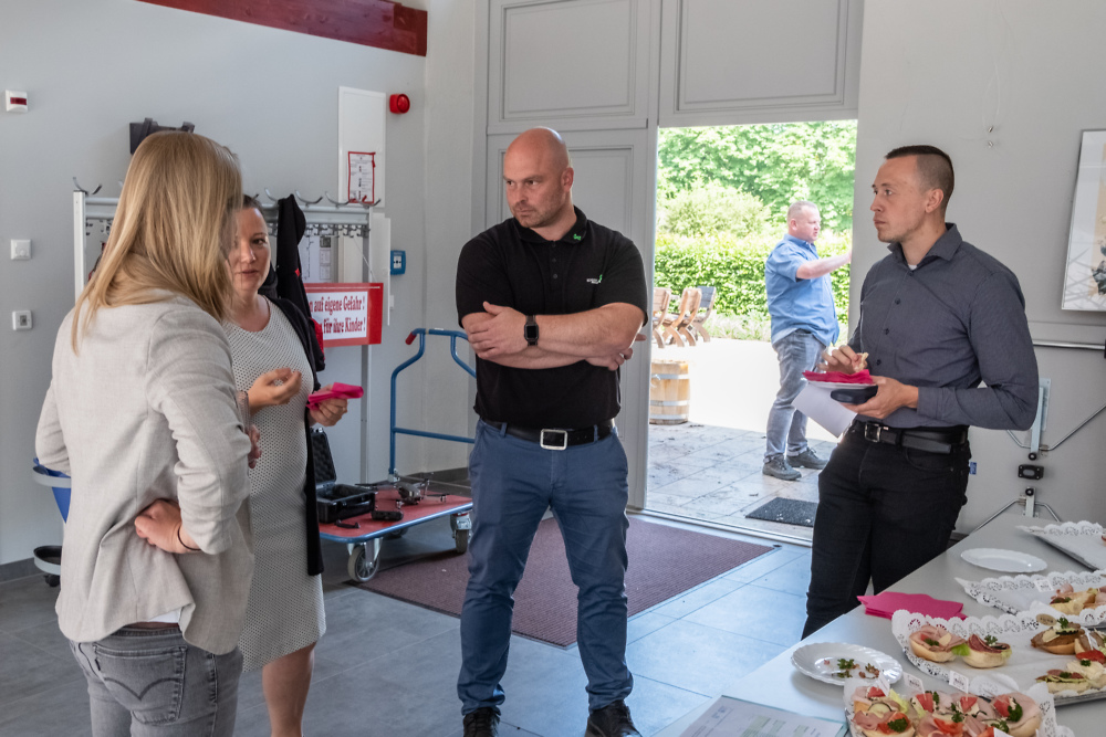 Frauen treffen in saalfeld